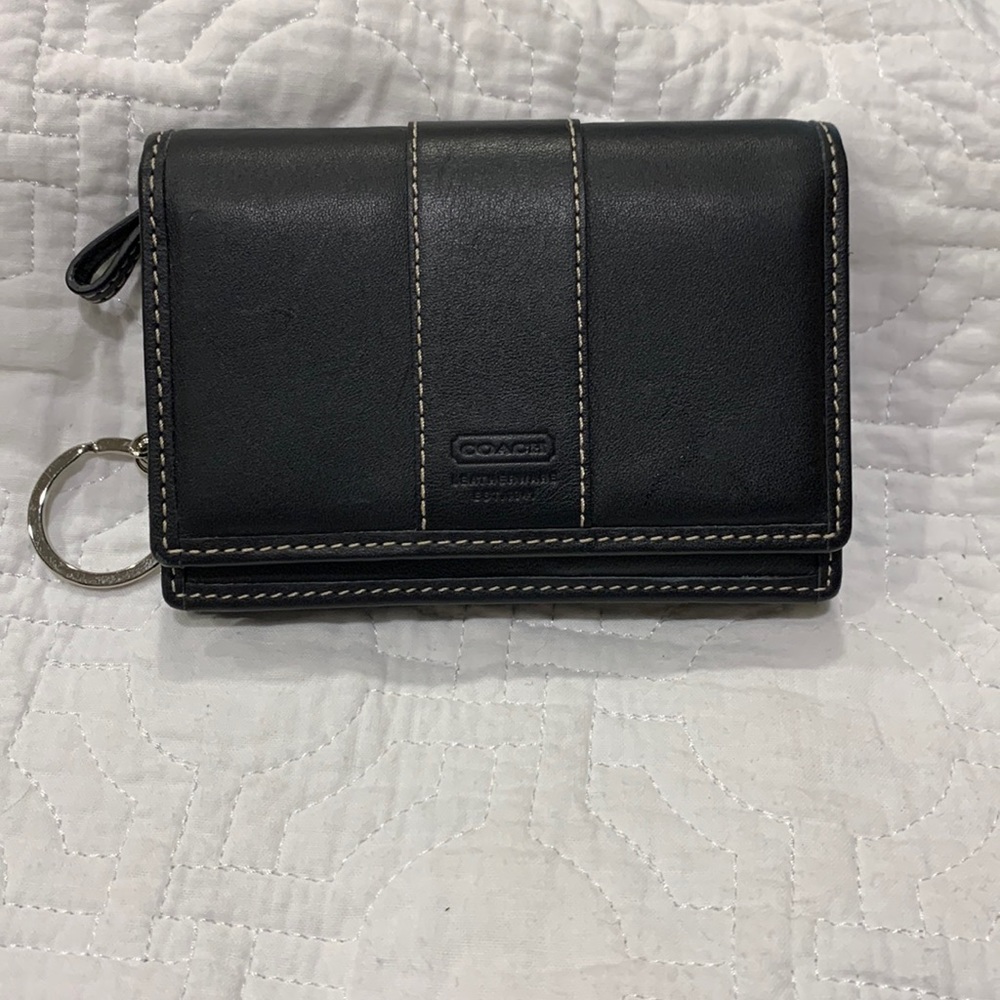 COACH Vintage Black Leather Card Wallet With Key Chain VGUC